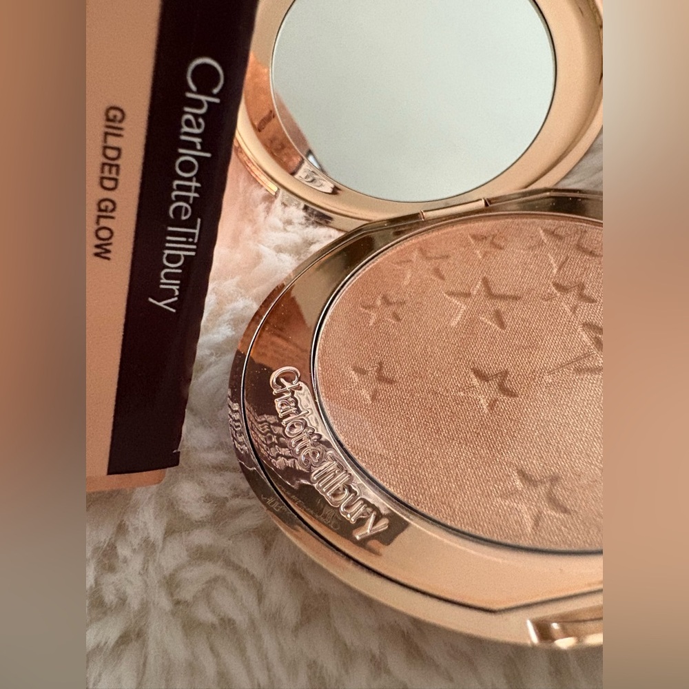 Charlotte Tilbury Gilded Glow Hollywood Highlighter